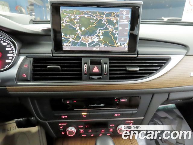 Audi A6 2016 — photo 17