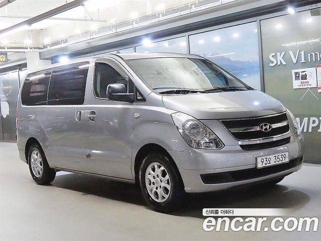 Hyundai Starex 2015 — photo 1