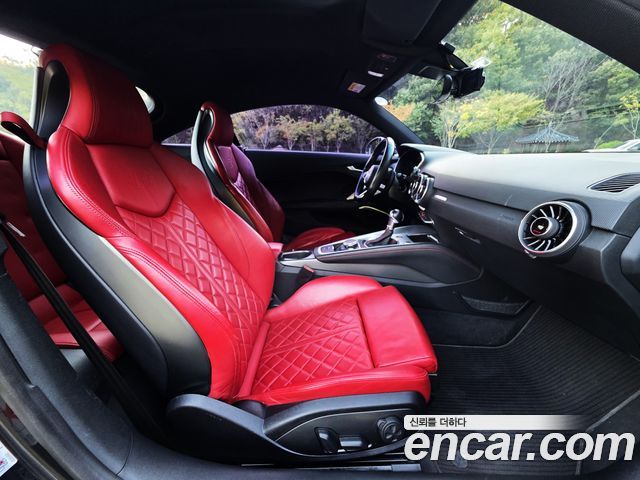Audi TTS 2016 — photo 10