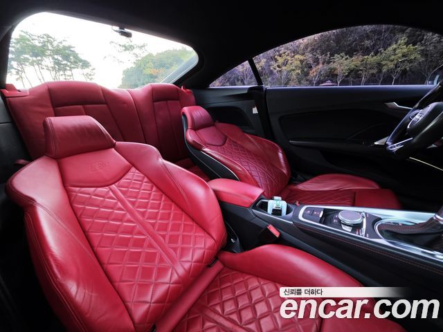 Audi TTS 2016 — photo 16