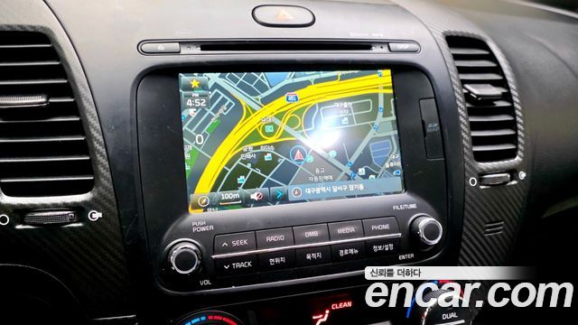 Kia K3 2013 — photo 11