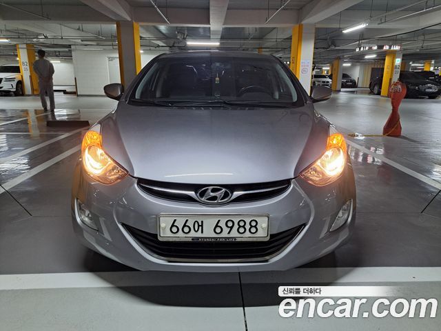 Hyundai AVANTE 2013 — photo 2