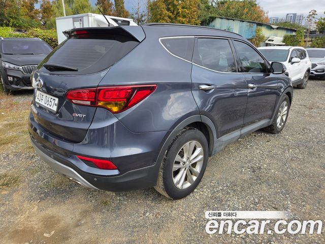 Hyundai Santafe 2016 — photo 3