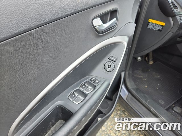 Hyundai Santafe 2016 — photo 9