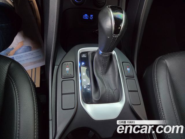 Hyundai Santafe 2016 — photo 13