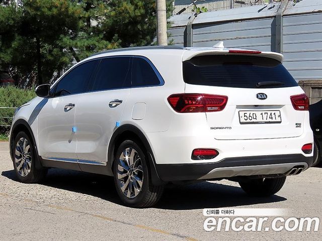 Kia Sorento 2019 — photo 2