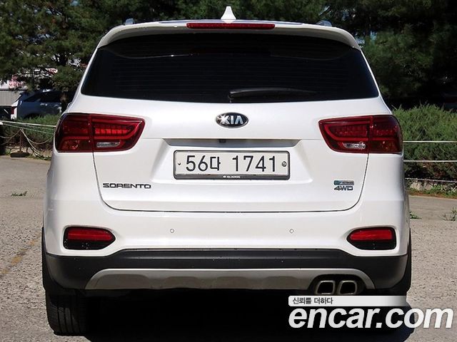 Kia Sorento 2019 — photo 4