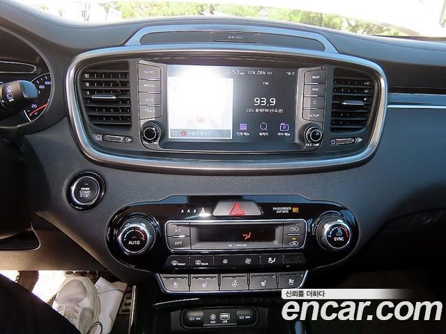 Kia Sorento 2019 — photo 15