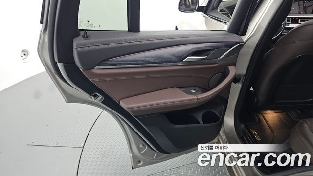 BMW iX3 2023 — photo 15