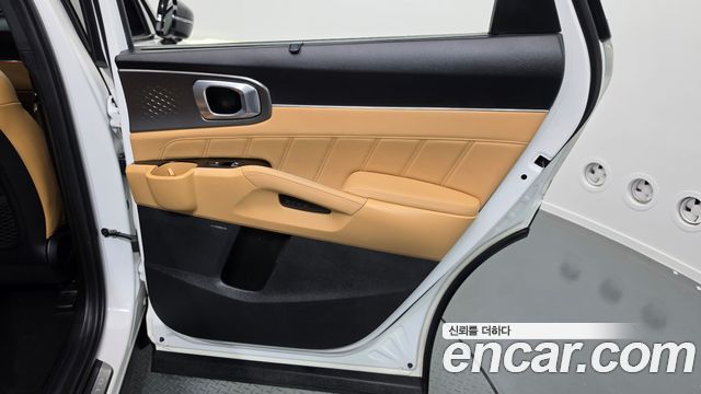 Kia Sorento 2022 — photo 15