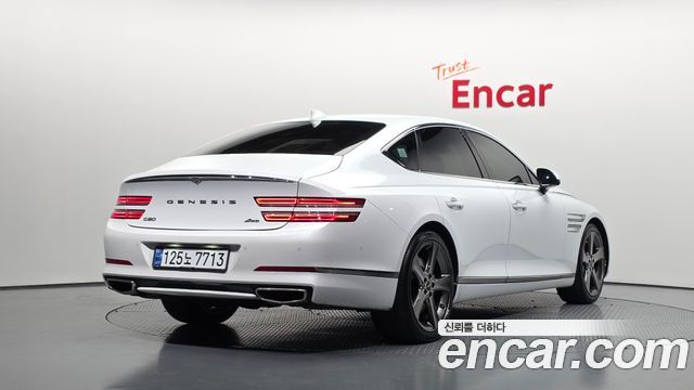 Genesis G80 2022 — photo 2