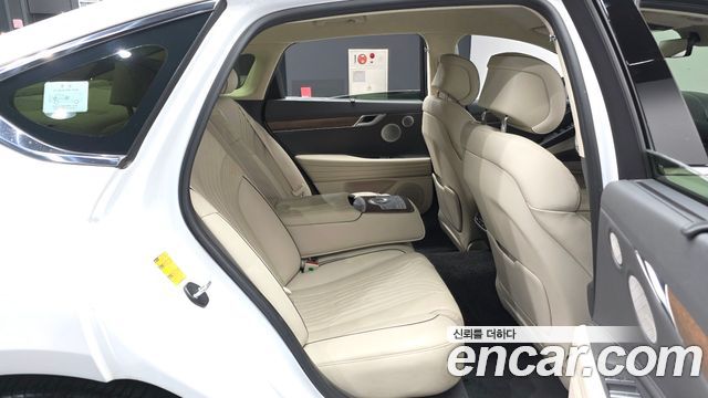 Genesis G80 2022 — photo 12