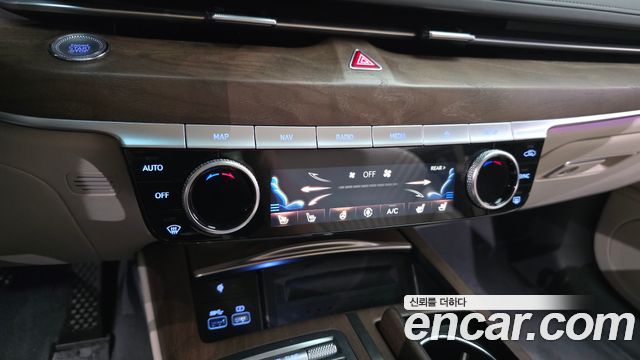 Genesis G80 2022 — photo 17