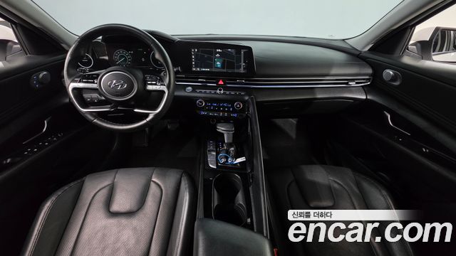 Hyundai AVANTE 2021 — photo 10