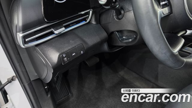 Hyundai AVANTE 2021 — photo 24