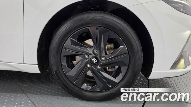 Hyundai AVANTE 2021 — photo 7