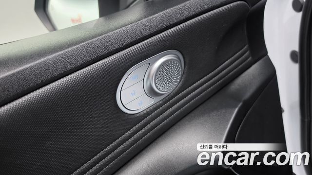 Hyundai AVANTE 2021 — photo 28