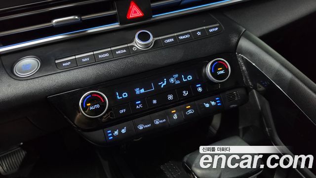 Hyundai AVANTE 2021 — photo 30