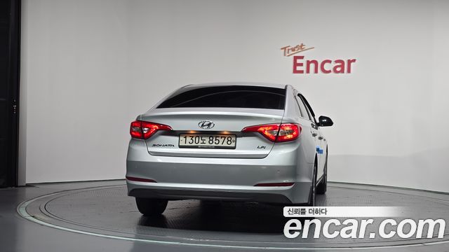 Hyundai Sonata 2015 — photo 4