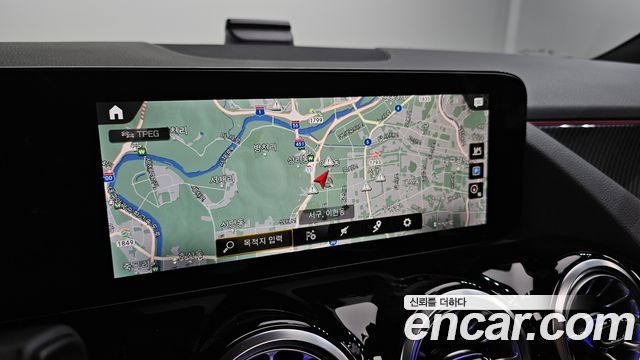 Mercedes-Benz GLA-Class 2022 — photo 19
