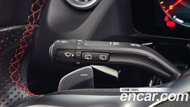 Mercedes-Benz GLA-Class 2022 — photo 24