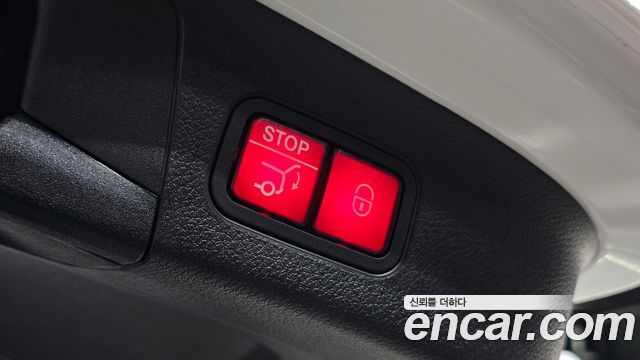 Mercedes-Benz GLA-Class 2022 — photo 31