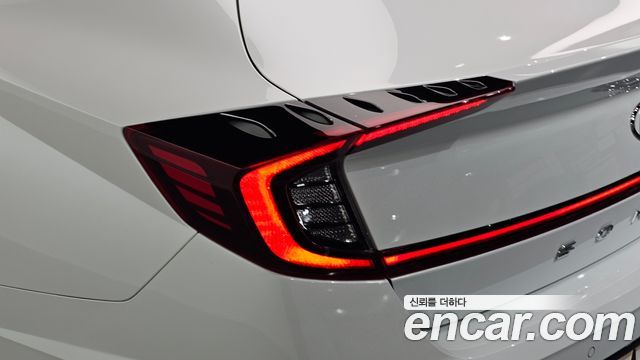Hyundai Sonata 2020 — photo 9