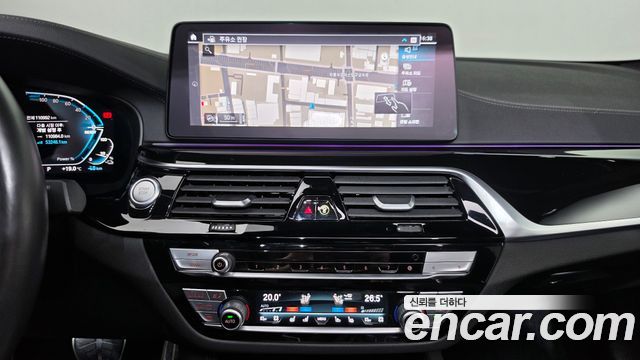 BMW 5-Series 2021 — photo 12