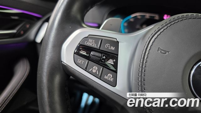 BMW 5-Series 2021 — photo 15