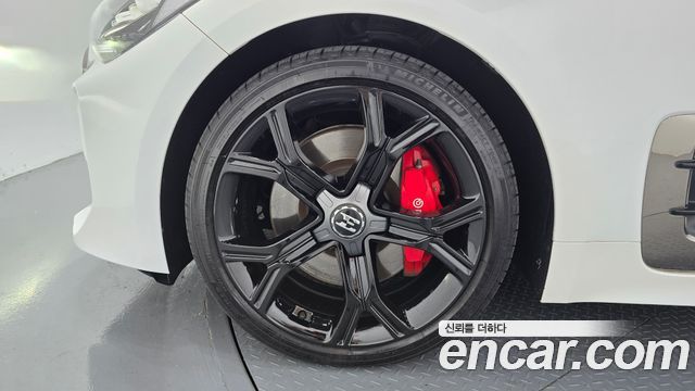 Kia Stinger 2019 — photo 5