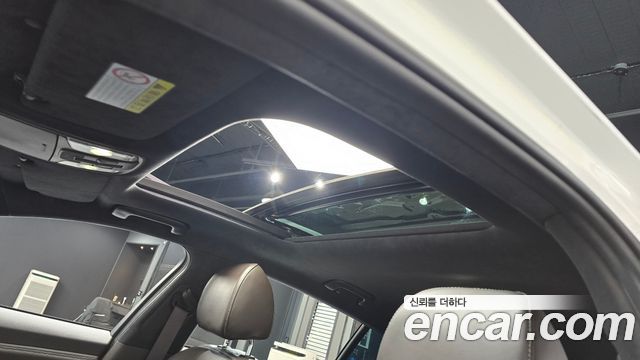 Kia Stinger 2019 — photo 18