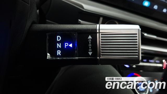 Hyundai Santafe 2025 — photo 12