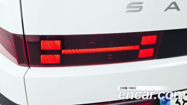 Hyundai Santafe 2025 — photo 9