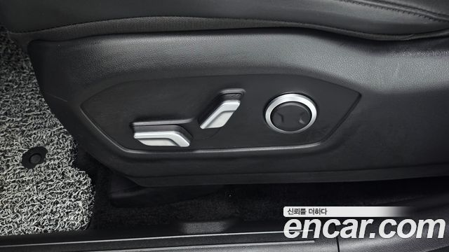 Hyundai Santafe 2025 — photo 30