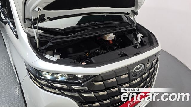Toyota Alphard 2024 — photo 6