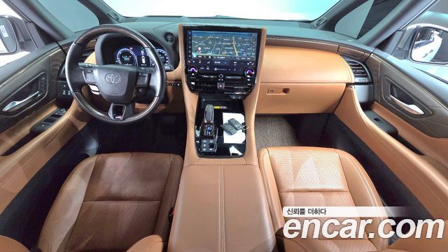 Toyota Alphard 2024 — photo 10