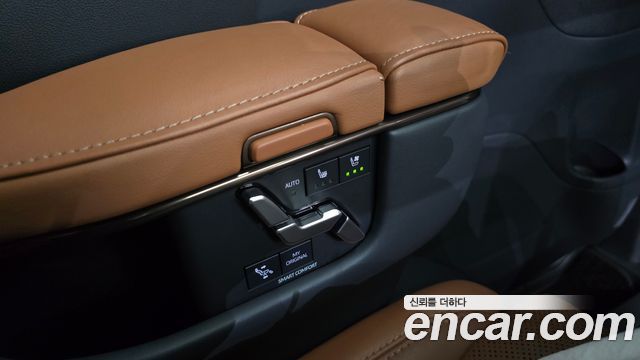 Toyota Alphard 2024 — photo 25