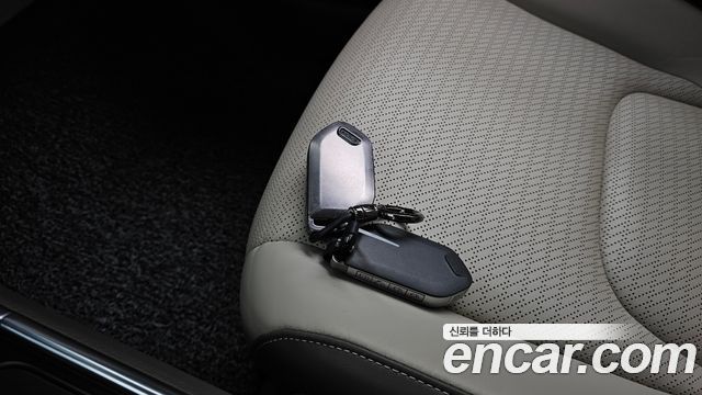 Kia Canival 2024 — photo 21