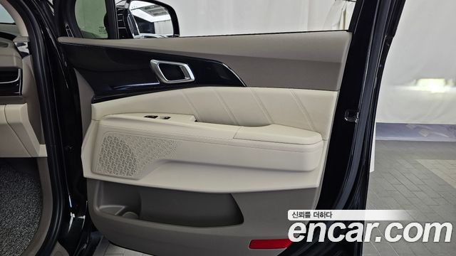 Kia Canival 2024 — photo 14