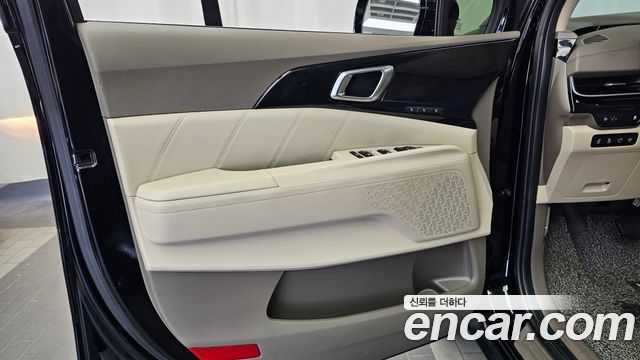 Kia Canival 2024 — photo 15