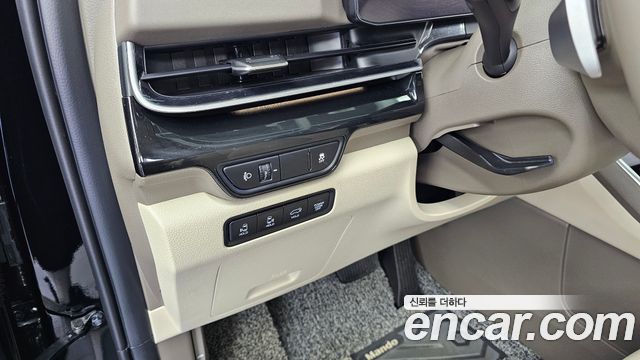 Kia Canival 2024 — photo 28