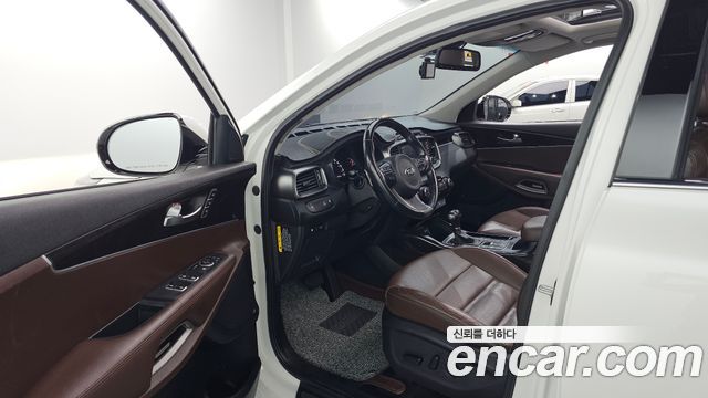 Kia Sorento 2016 — photo 10