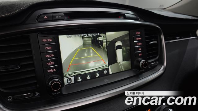 Kia Sorento 2016 — photo 13