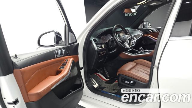 BMW X5 2023 — photo 10