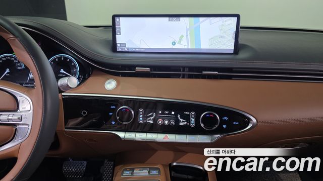 Genesis GV70 2023 — photo 23