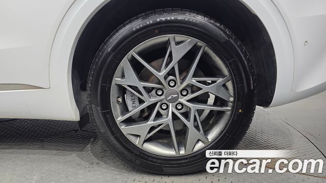 Genesis GV70 2023 — photo 7