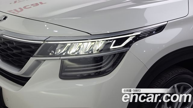 Kia Seltos 2020 — photo 8