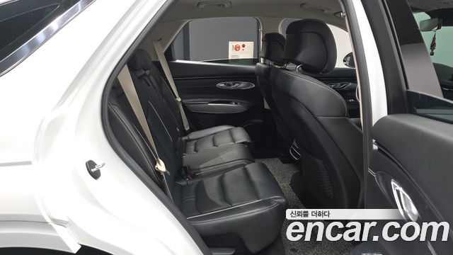 Genesis GV70 2022 — photo 12