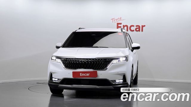 Kia Canival 2023 — photo 3