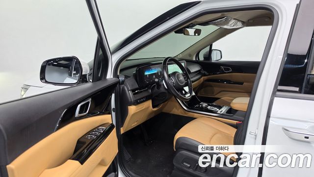 Kia Canival 2023 — photo 13